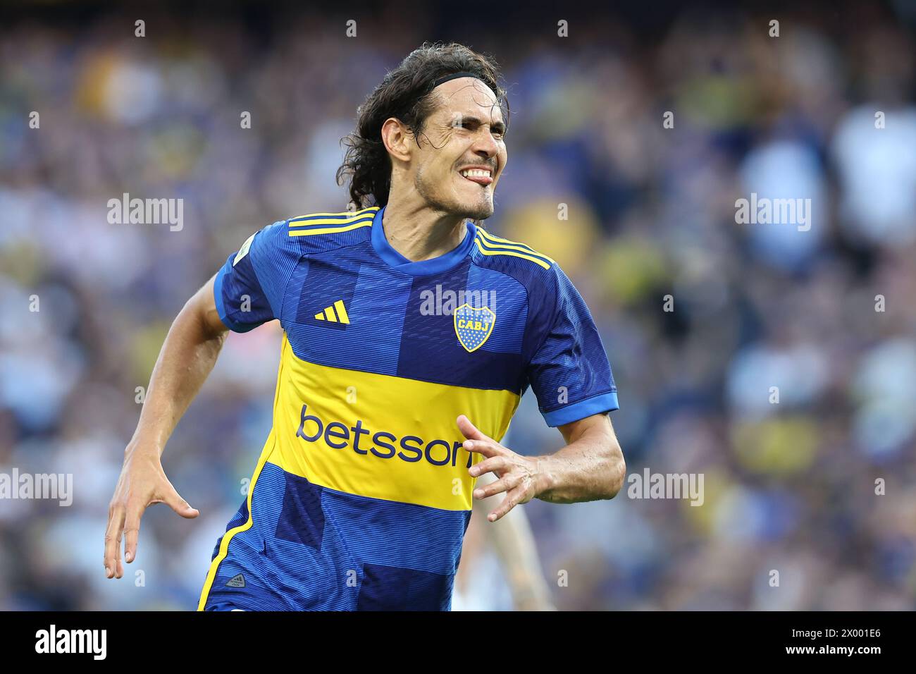 Boca Juniors' Uruguayan striker Edinson Cavani celebrates after scoring