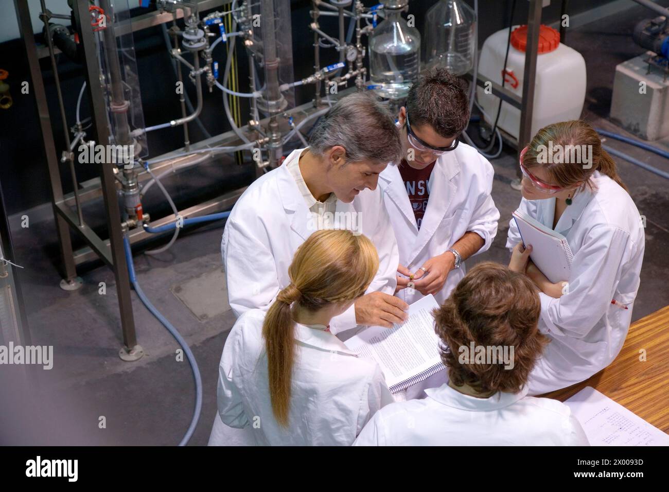 Escuela industrial hi-res stock photography and images - Alamy