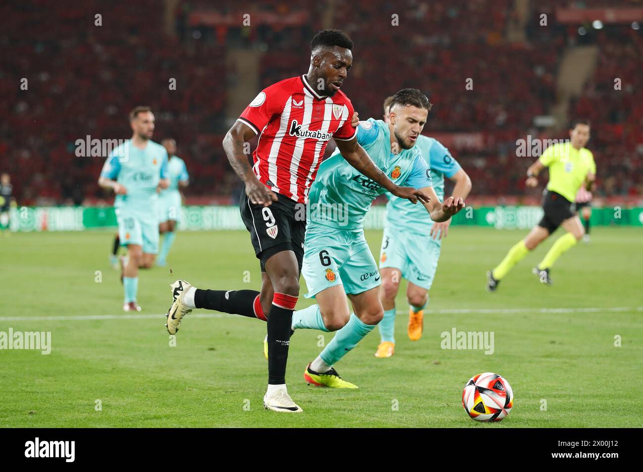 Sevilla, Spain. 6th Apr, 2024. (L-R) Inaki Williams (Bilbao), Jose Manuel Copete (Mallorca) Football/Soccer : Spanish 'Copa del Rey' final match between Athletic Club de Bilbao 1 (PK:4-2) 1 RCD Mallorca at the Estadio La Cartuja in Sevilla, Spain . Credit: Mutsu Kawamori/AFLO/Alamy Live News Stock Photo
