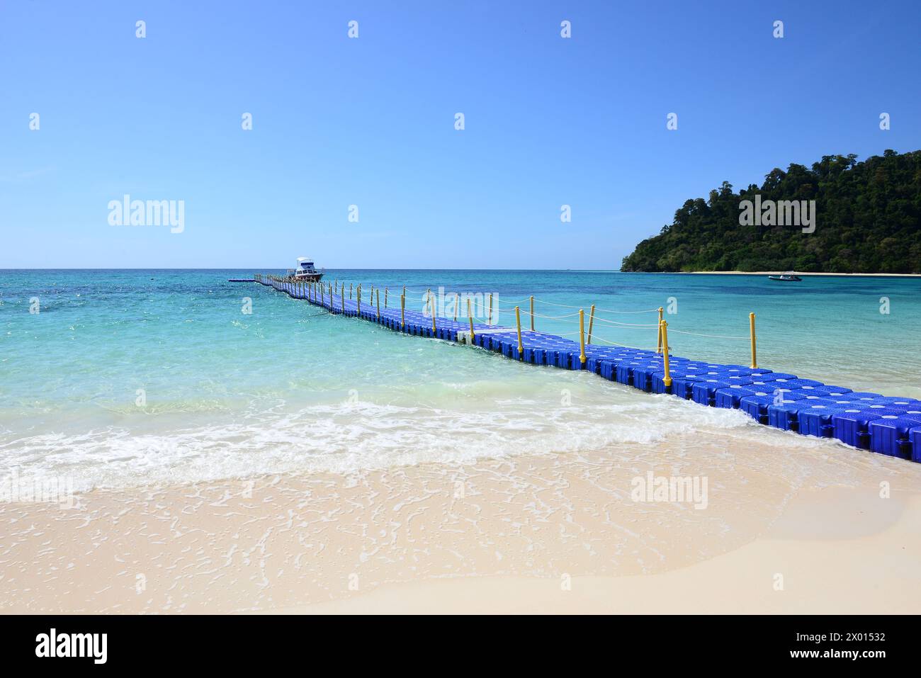 Koh Rok (Rok Island) is a small archipelago in southern Thailand in the ...