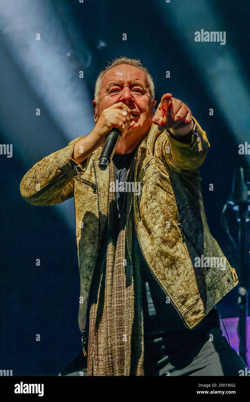 Antwerp, Belgium, April 5, 2024. Simple Minds concert at Sportpaleis Stock Photo Alamy