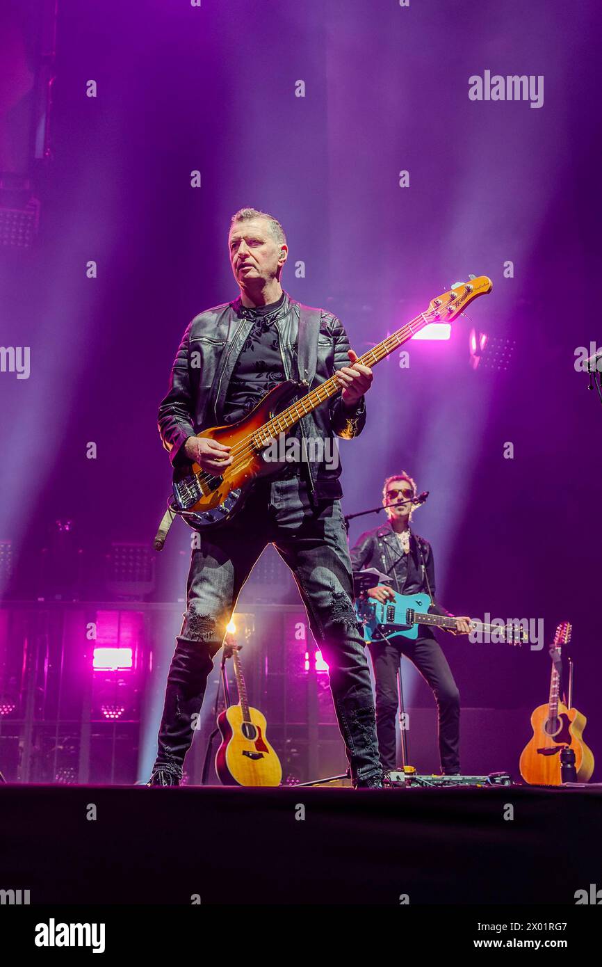 Antwerp, Belgium, April 5, 2024. Simple Minds concert at Sportpaleis Stock Photo Alamy