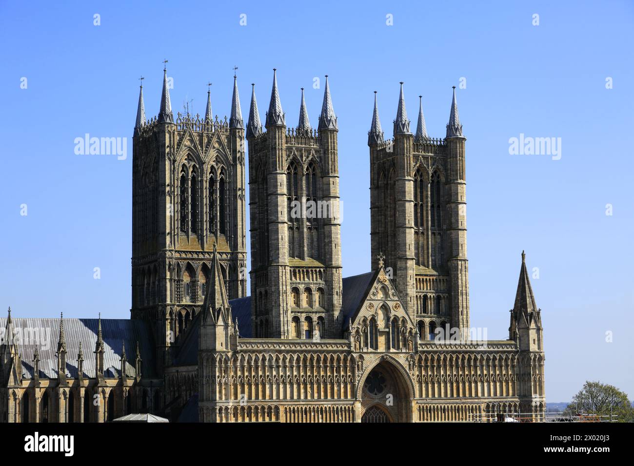 Spring colours over Lincoln cathedral, Lincoln City, Lincolnshire County, England, UK Stock Photo