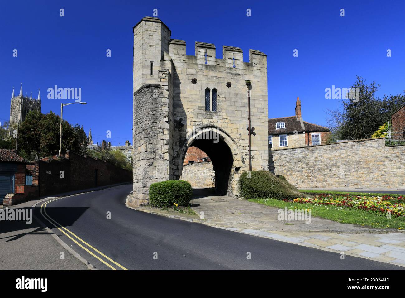 View of the Pottergate arch, Lincoln City, Lincolnshire, England, UK Stock Photo