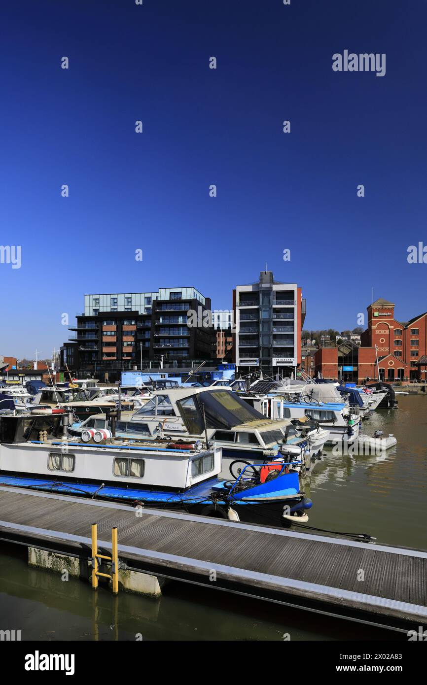 The Brayford Pool Waterfront; Lincoln Marina; Lincoln City ...