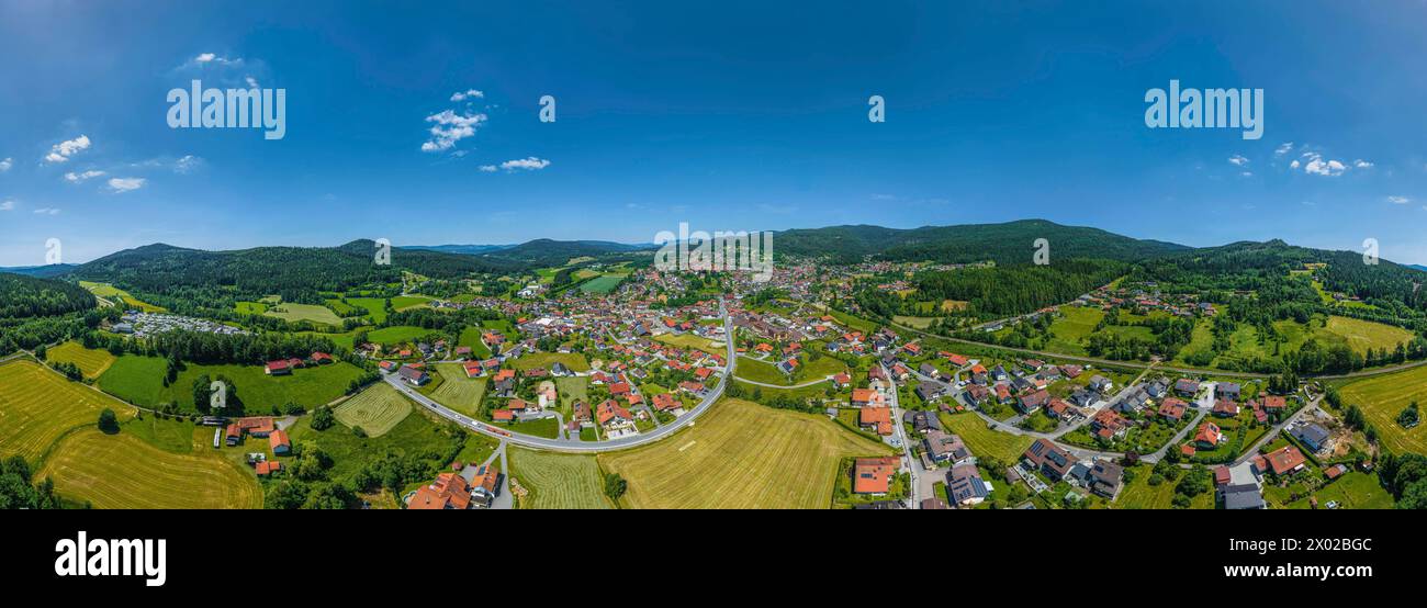 360 Grad Rundblick über die Region Bodenmais im Bayerischen Wald Ausblick auf Bodenmais am großen Arber im Bayerischen Wald Bodenmais Bayern Deutschla Stock Photo