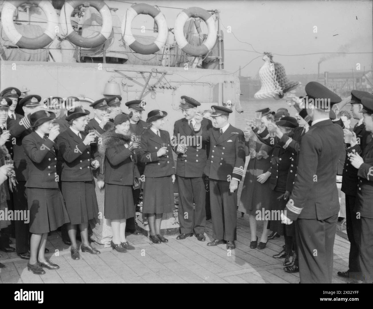 Naval Toasts Naval officer 3rd Officer Cynthia Discombe and Surgeon Lieutenant ...