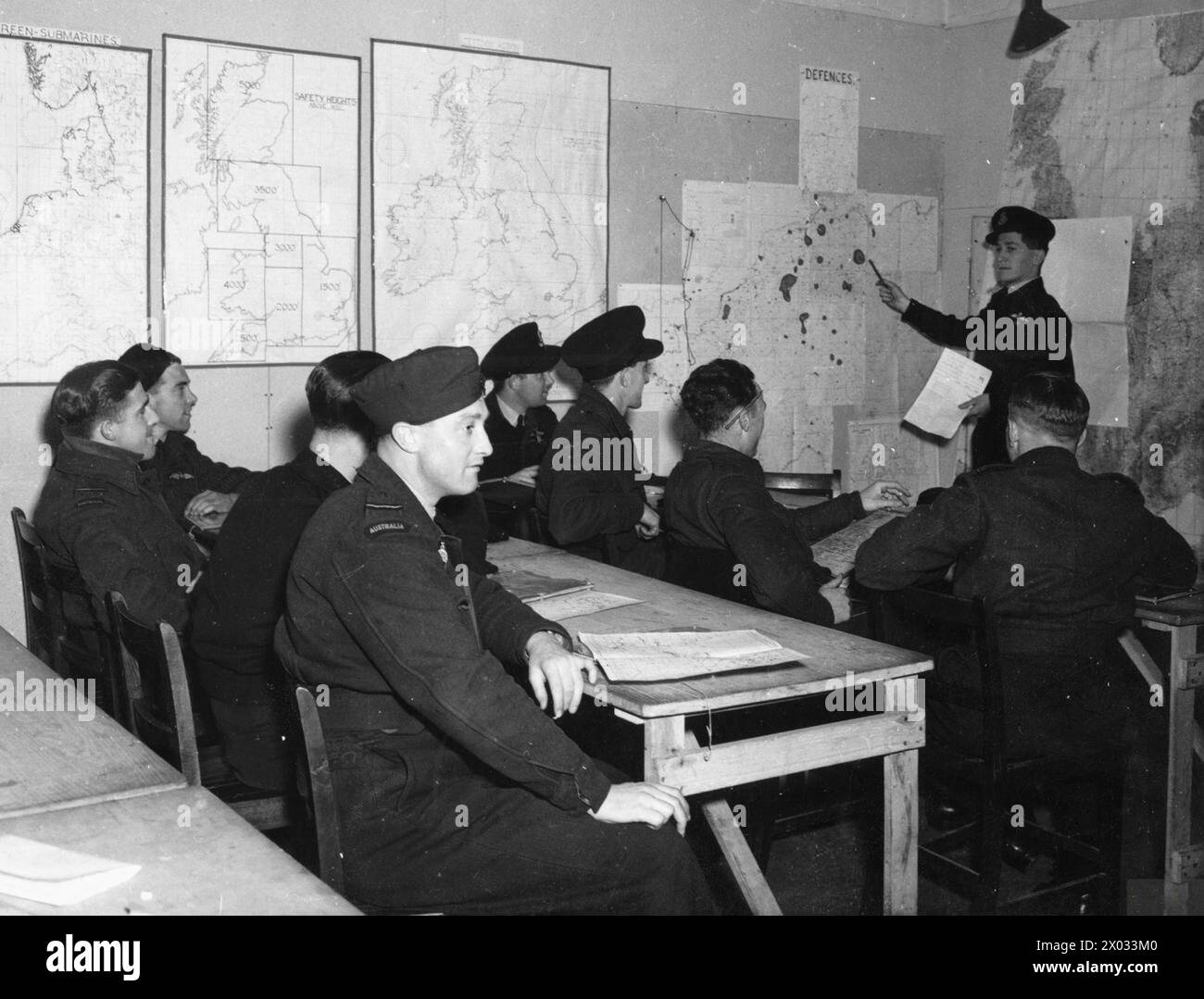 Berlin map 1945 hi-res stock photography and images - Alamy