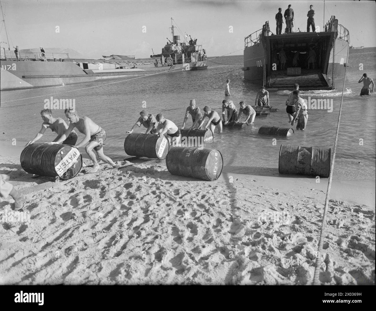 IMRE MAKOVECZ, image size:1300x1077