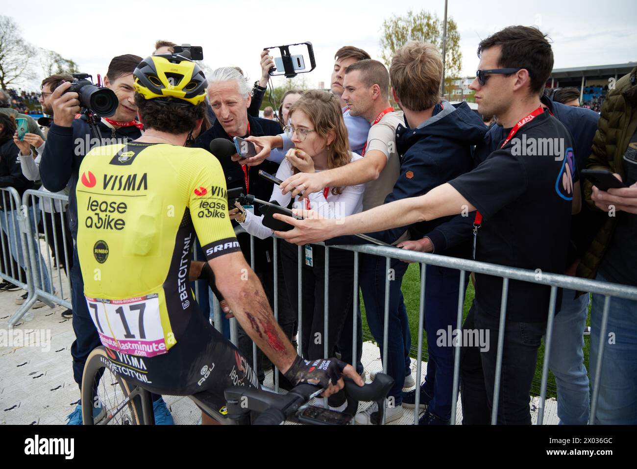Paris Roubaix 2025 Mathieu van der Poel secures second consecutive