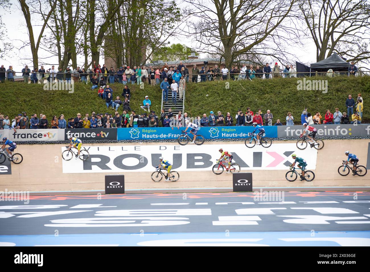 Paris Roubaix 2025 Mathieu van der Poel secures second consecutive