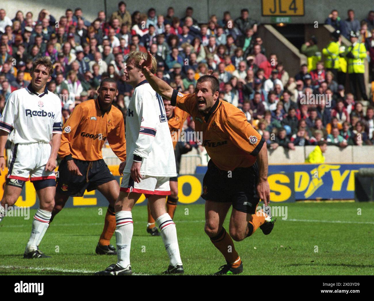 Wolverhampton Wanderers v Bolton Wanderers at Molineux 14/5/1995 PLAY ...