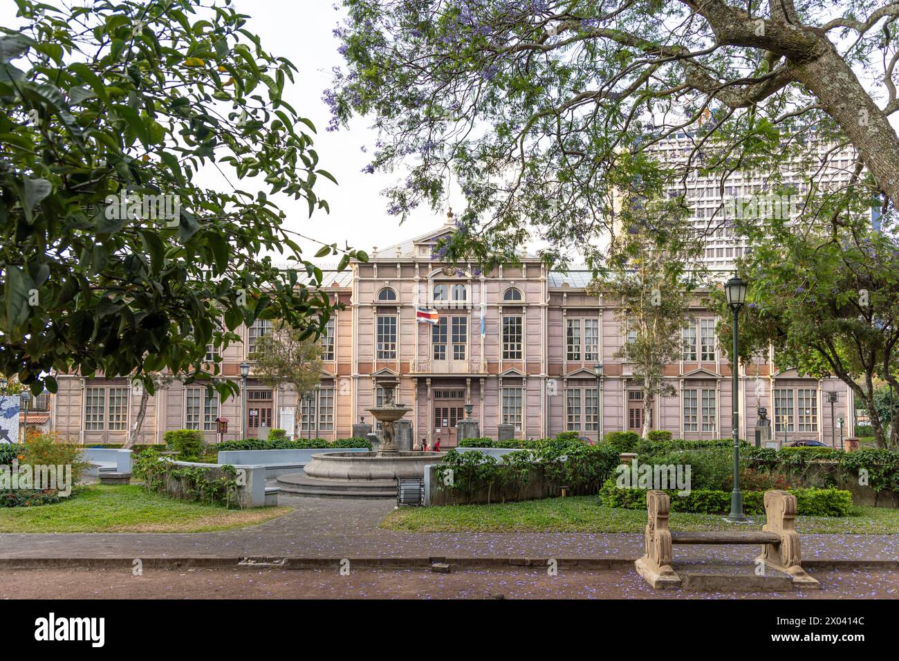 San Jose, Costa Rica -March 26, 2024: Cityscape of San Jose with Elementary school Buenaventura Corrales in Costa Rica Stock Photo