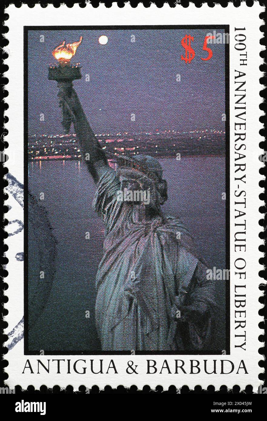 100th anniversary of Statue of Liberty celebrated on stamp Stock Photo