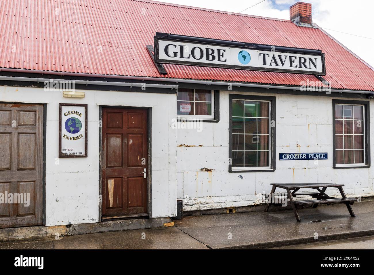 The Globe Tavern, Stanley, Falkland Islands, Saturday, December 02, 2023. Photo: David Rowland / One-Image.com Stock Photo