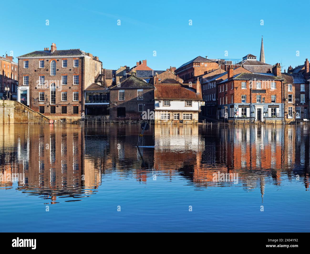 UK, North Yorkshire, York, Flooding along the River Ouse and South Esplanade from Queen Staith Road. Stock Photo