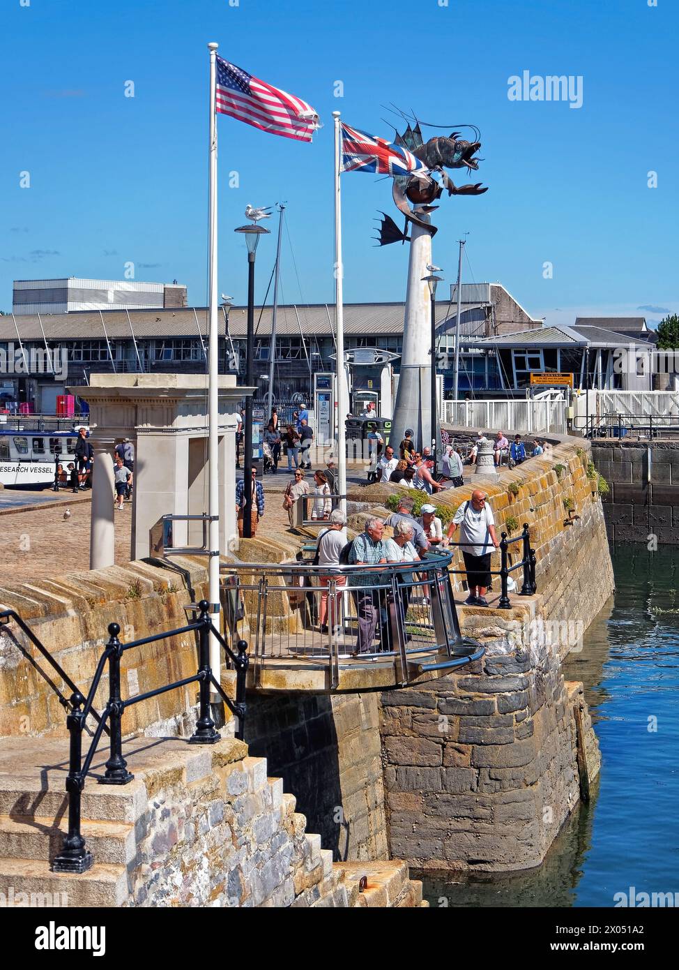 UK, Devon, Plymouth, The Barbican, Sutton Harbour, The Mayflower Steps ...