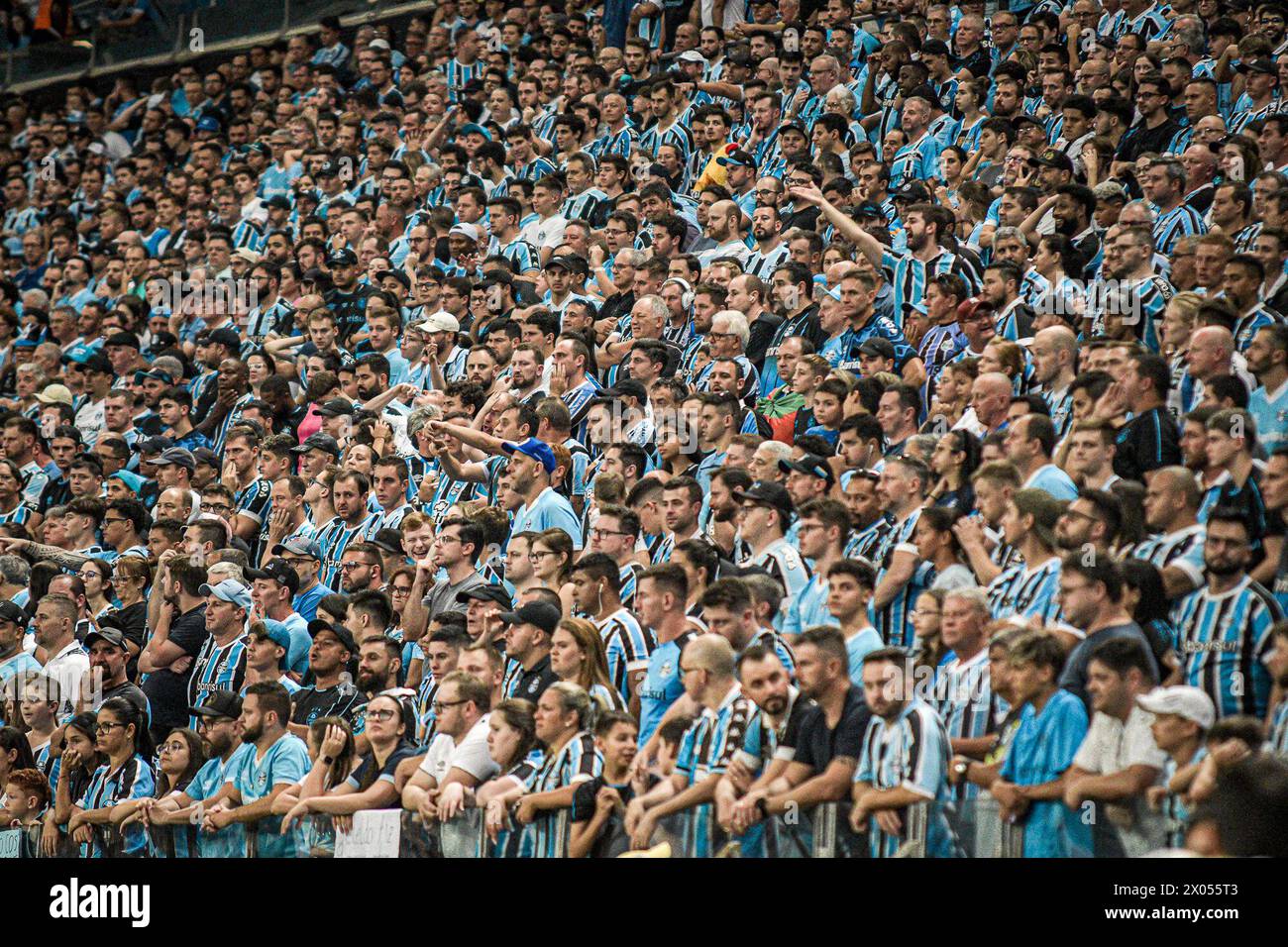 Libertadores fans hi-res stock photography and images - Page 2 - Alamy