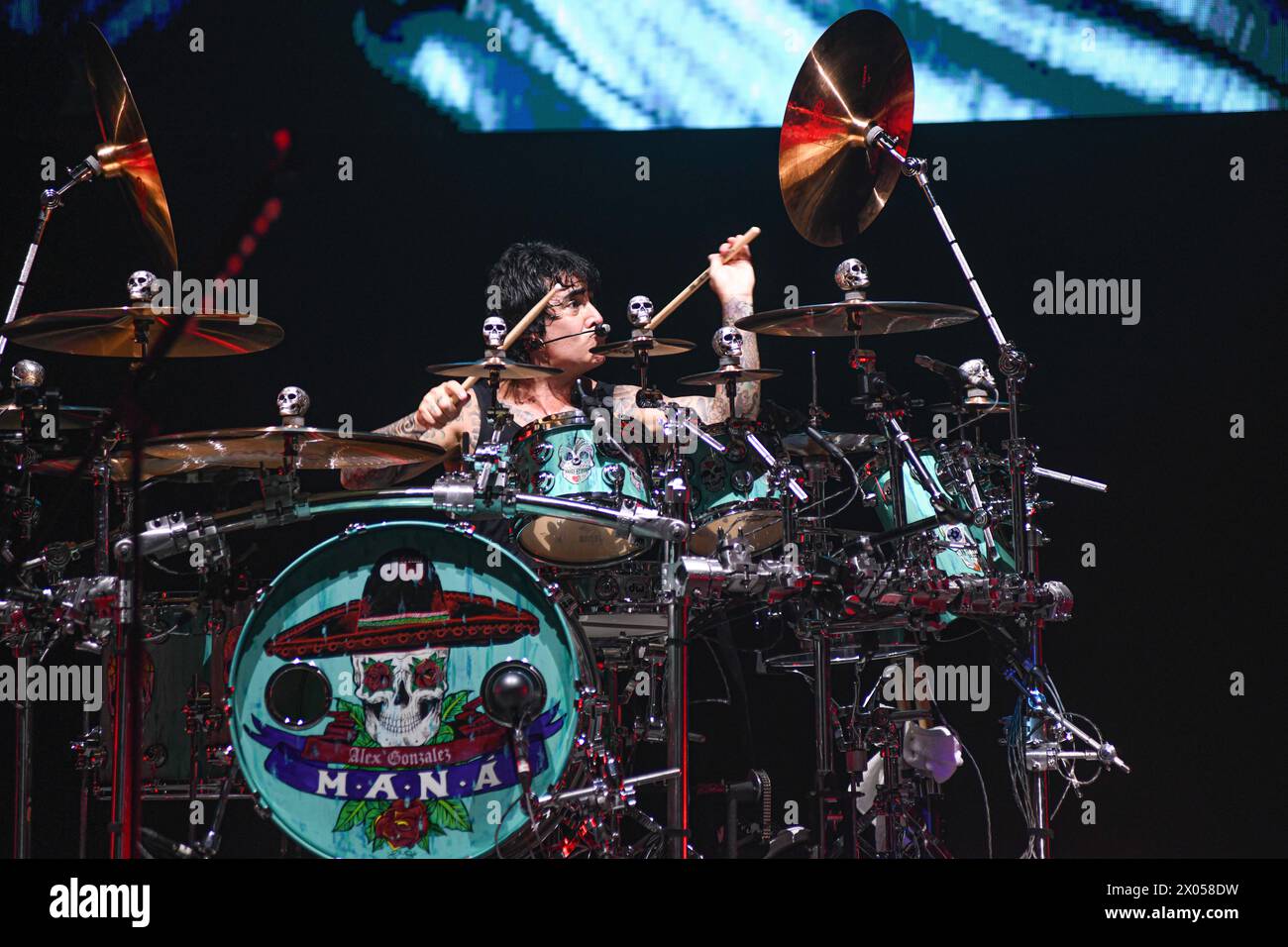 Maná Alex Gonzalez (drums Stock Photo Alamy