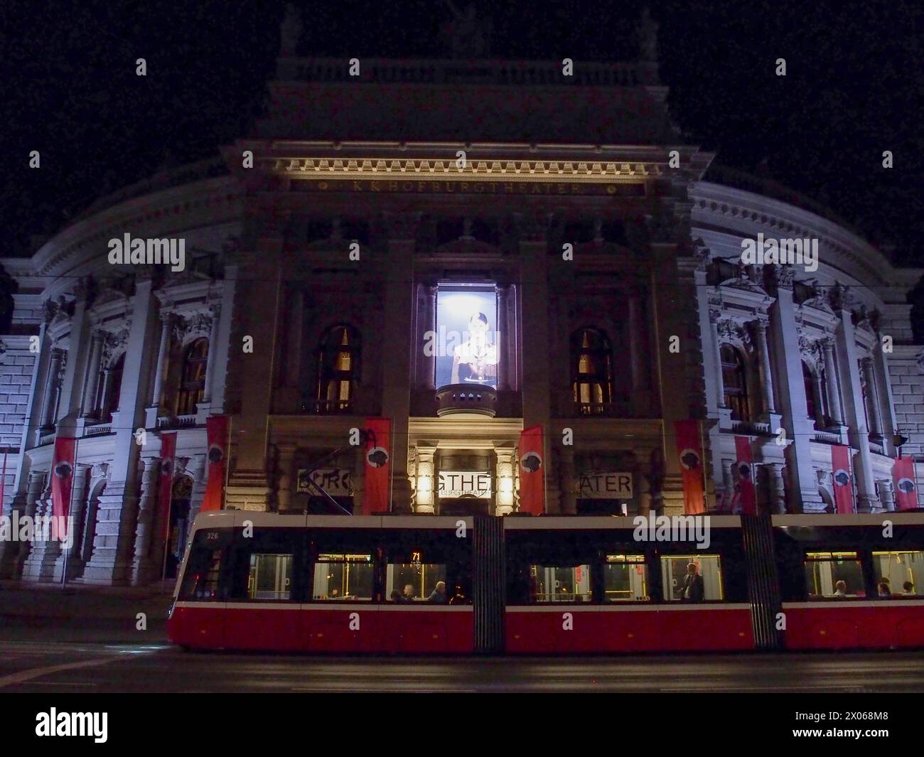  Foto zu April 10, 2024, Vienna, Austria, Austria: Opening night display of 