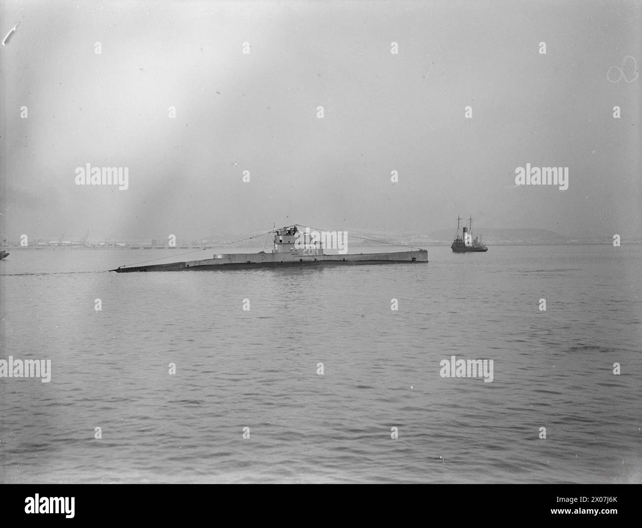 BOOM DEFENCE AT ROSYTH FULL SCALE ANTISUBMARINE TRIALS WITH HM