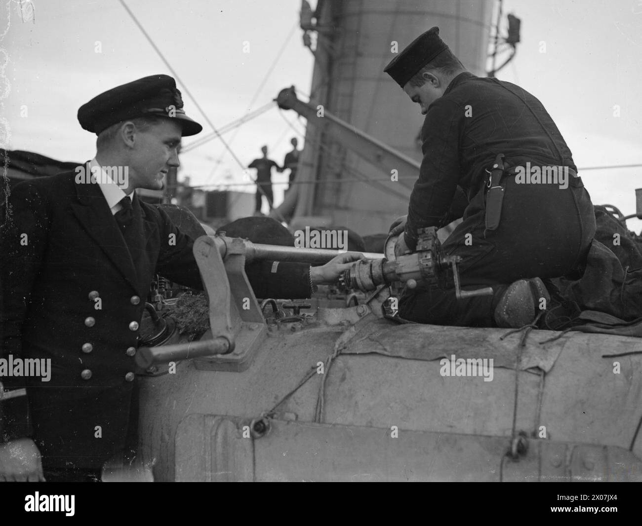 CANADIAN MINISTER'S SON A SUB LIEUTENANT. 18 OCTOBER 1943, ROSYTH. SUB ...