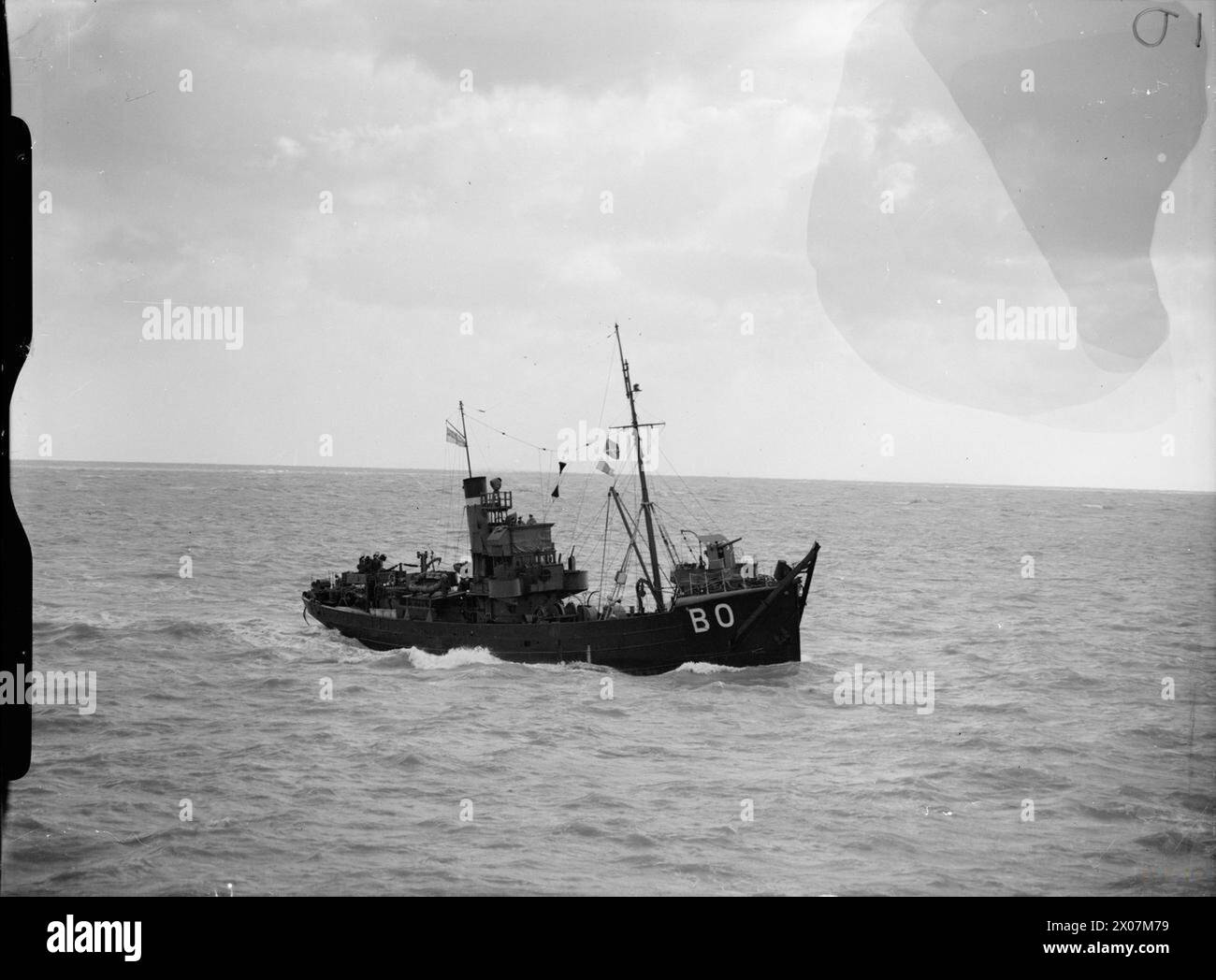 AT SEA WITH BRITISH MINESWEEPERS. NOVEMBER 1941, ON BOARD A ...