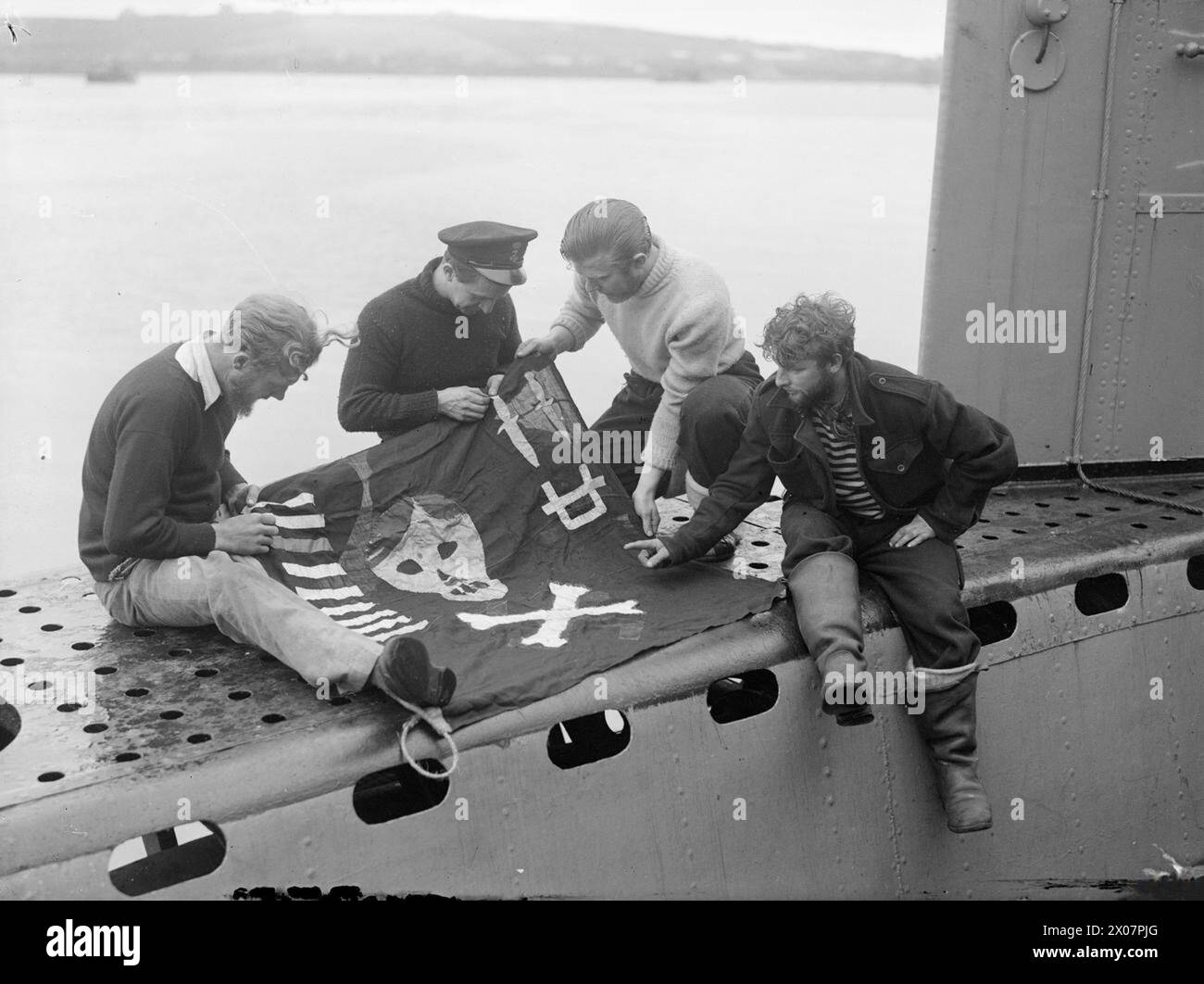 NORWEGIAN SUBMARINE BACK FROM PATROL. JUNE 1944, SCAPA FLOW. THE RETURN