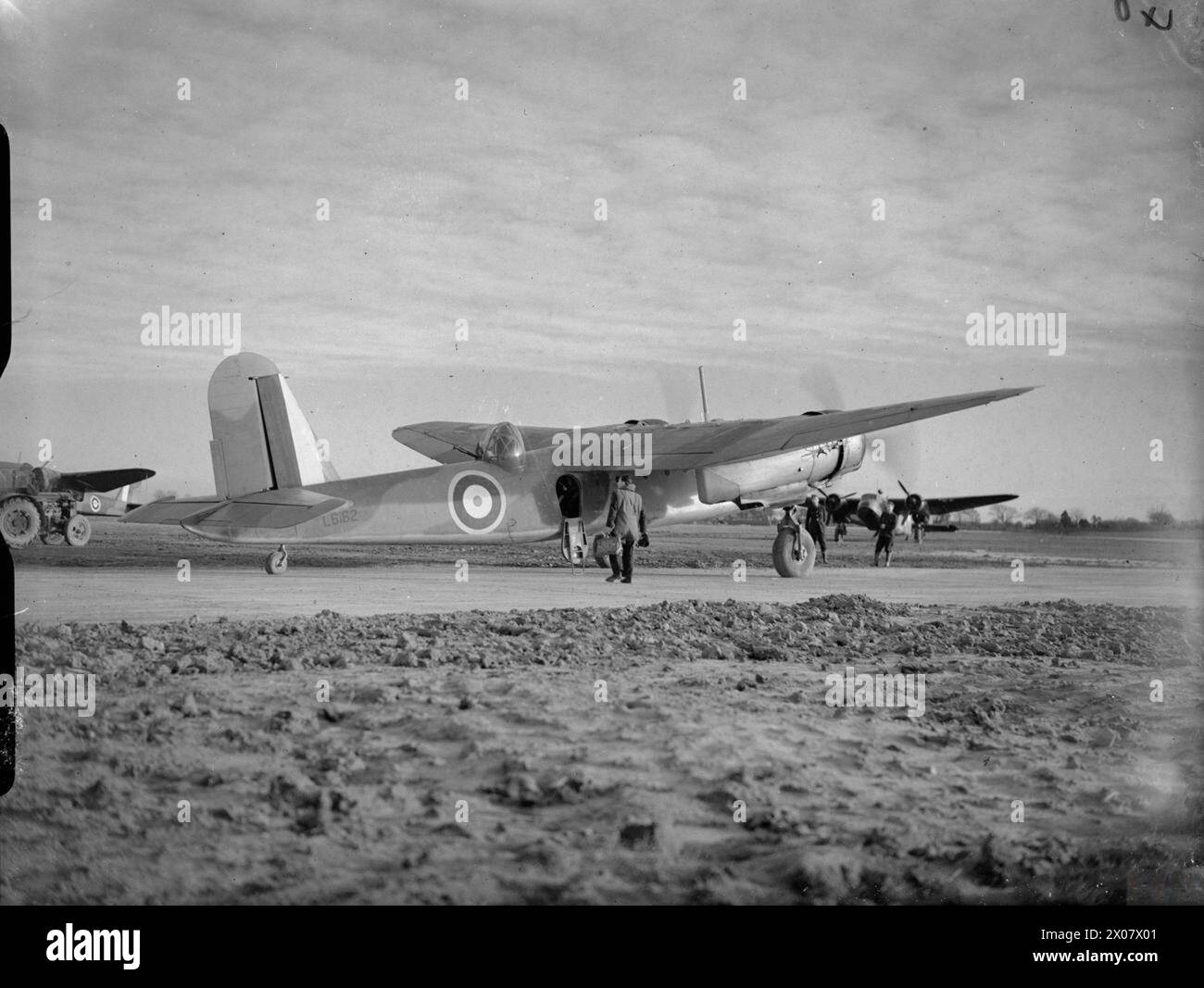 ROYAL AIR FORCE COASTAL COMMAND, 1939-1945. - Blackburn Botha Mark I, L6162, of No. 1 (Coastal) Operational Training Unit, preparing for departure on a training flight at Silloth, Cumberland  Royal Air Force, Air Observers School, 3, Bobbington Stock Photo