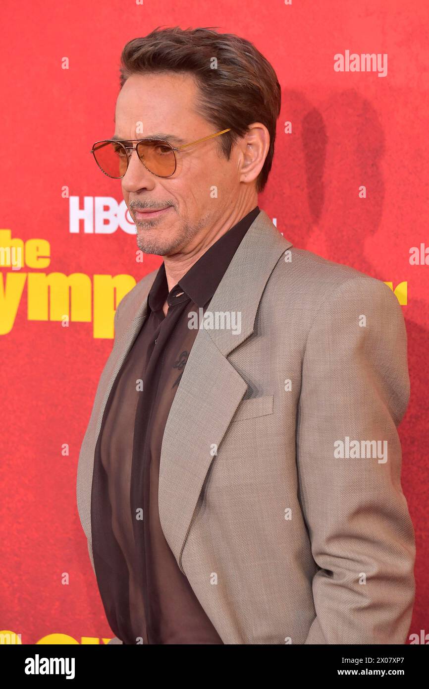 Robert Downey Jr. bei der Premiere der HBO-Miniserie The Sympathizer im Paramount Theater. Los Angeles, 09.04.2024 *** Robert Downey Jr at the premiere of the HBO miniseries The Sympathizer at the Paramount Theater Los Angeles, 09 04 2024 Foto:xD.xStarbuckx/xFuturexImagex sympathizer 4567 Stock Photo