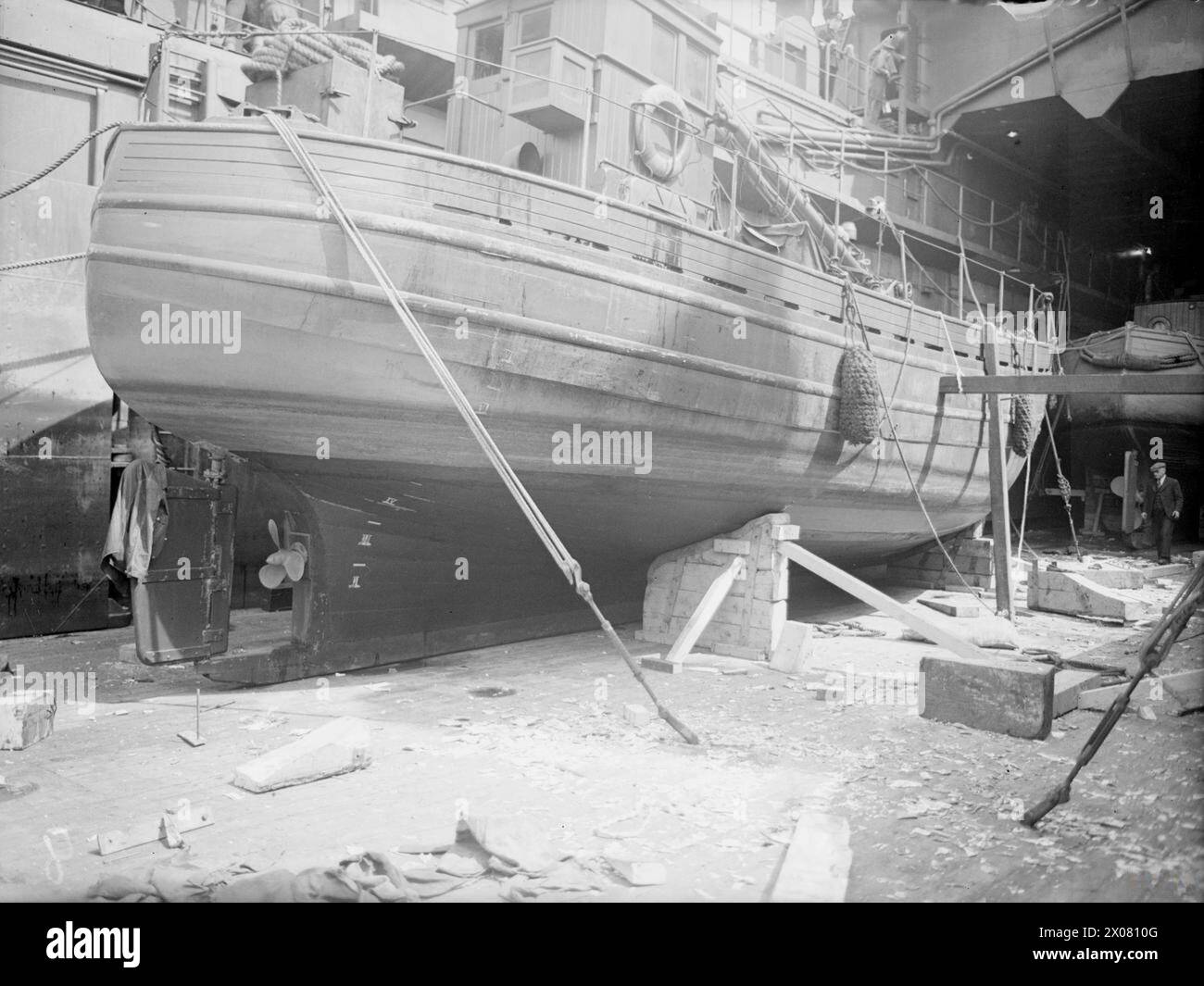 LANDING SHIP DOCK LOADS MOTOR FISHING VESSELS. 17 AND 18 JULY 1944 ...