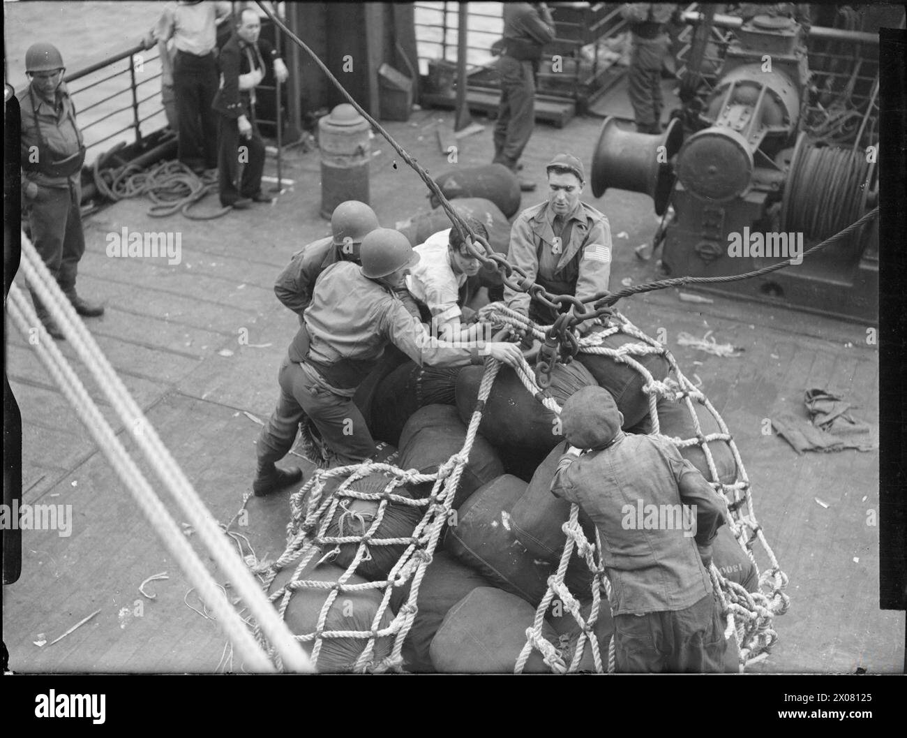 THE ROYAL NAVY DURING THE SECOND WORLD WAR: OPERATION TORCH, NORTH ...