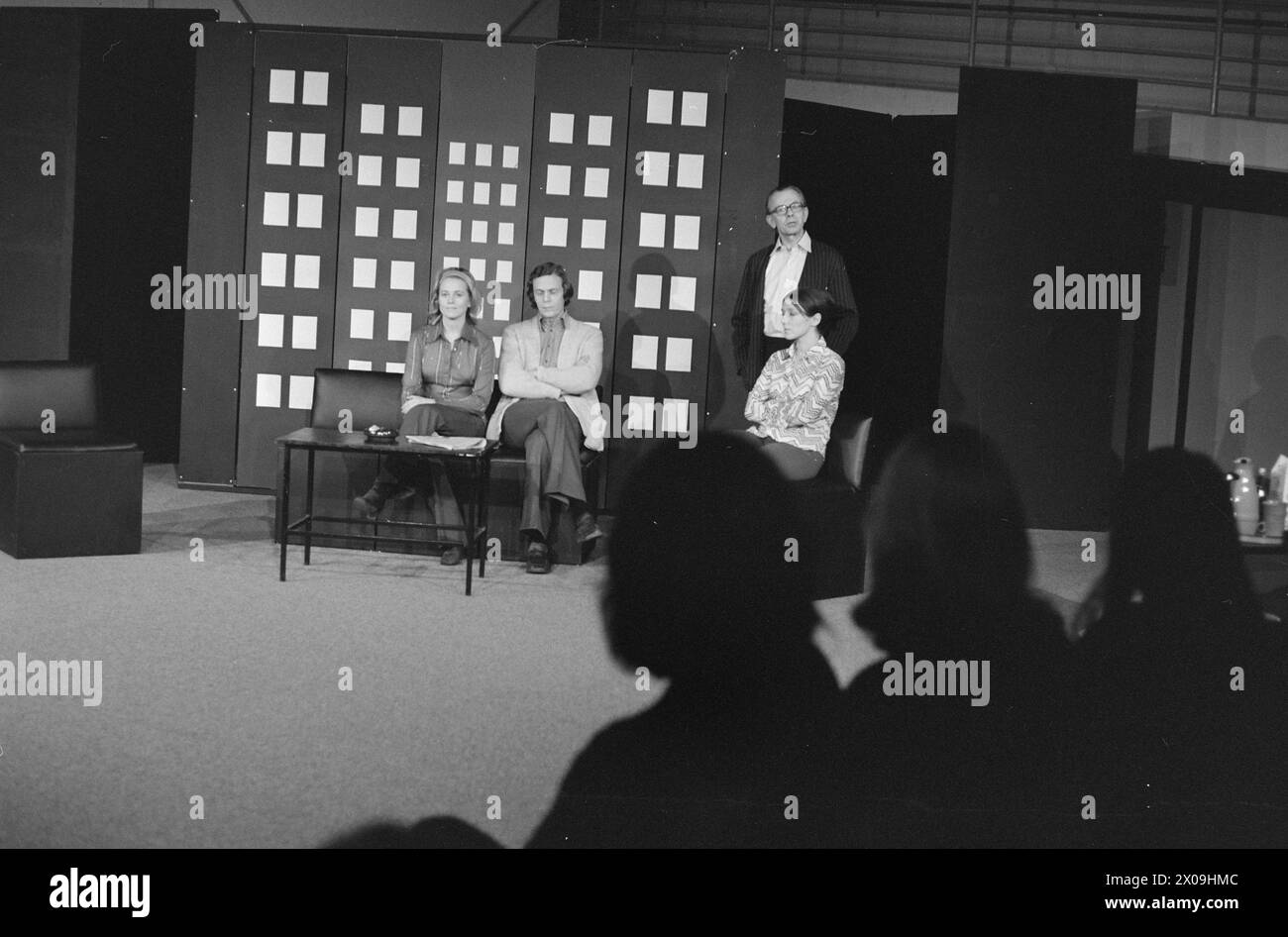 Current 04 - 4 - 1974: A game about womenThe National Theater has staged an outreach play, 'Jenteloven'. The background of the play is unwritten laws that many women have lived with. 'Jenteloven' is a game about women and also about the game society plays with them. The piece was created as a collaboration between Gunnar Alme, Eilif Armand, Frøydis Armand, Anja Breien, Åsmund Feidje, Sigurd Haugen, Veslemøy Haslun, Kjell Kjær, Liv Køltzow, Truls Kwetzinsky, Lars Andreas Larsen, Finn Ludt, Katja Medbøe, Anne- Marie Ottersen and Margrethe Aaby.  Photo: Aage Storløkken / Aktuell / NTB ***PHOTO NO Stock Photo