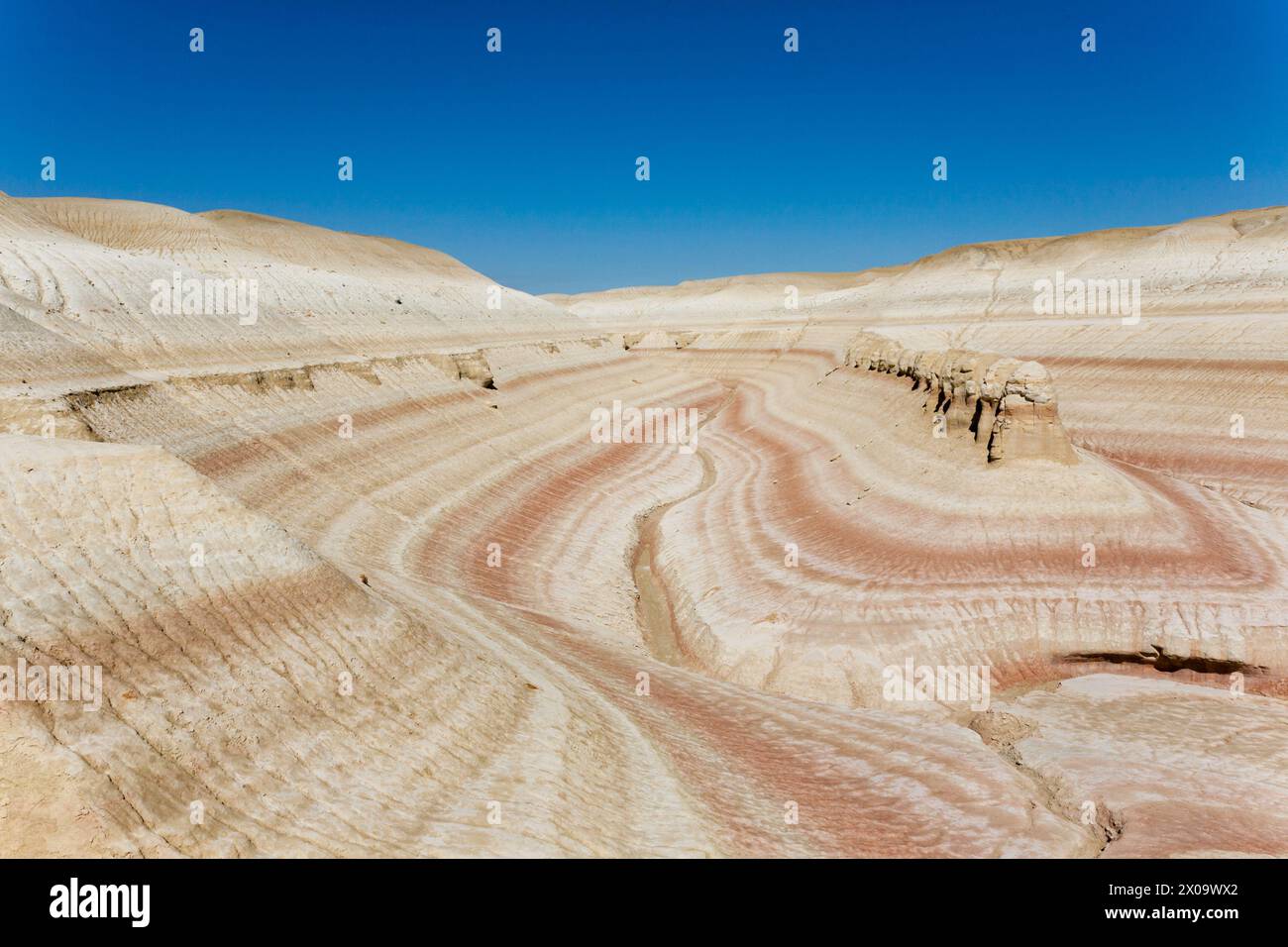 Central asia landscape hi-res stock photography and images - Alamy
