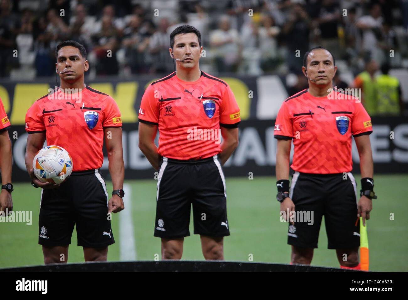 Belo Horizonte, Brazil. 10th Apr, 2024. Kevin Ortega Referee, Michael Orué Assistant, Jesús Sánchez Assistant Match between Atlético Mineiro x Rosario Central (ARG) in the second round of the group stage, group G, of the Copa Libertadores da América 2024, at Arena MRV this Wednesday night (10). Credit: Allan Calisto/FotoArena/Alamy Live News Stock Photo
