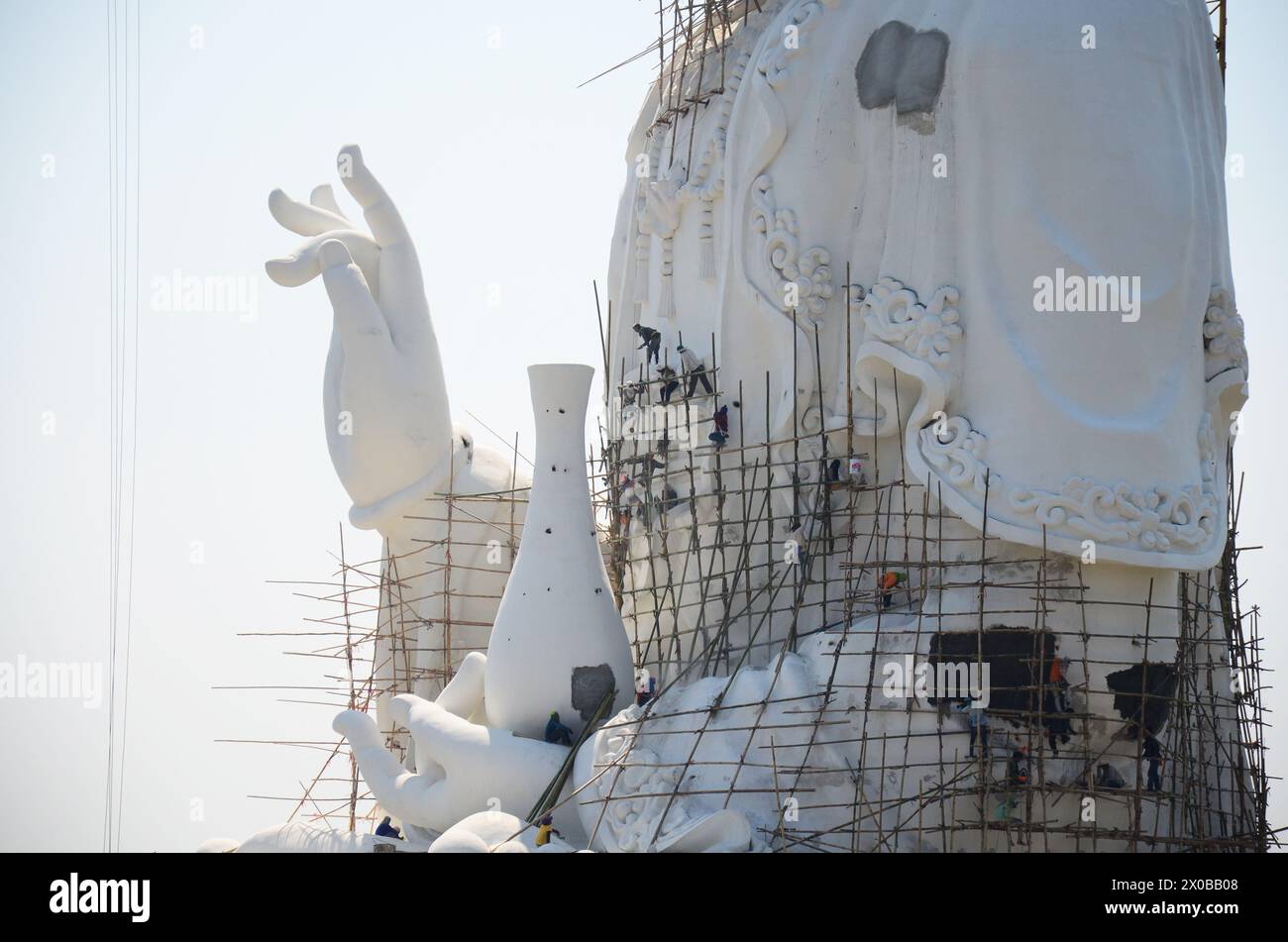 Quan Kin Image Renovate build big Quan Yin monument and sculpture carved Kuan Yin ...