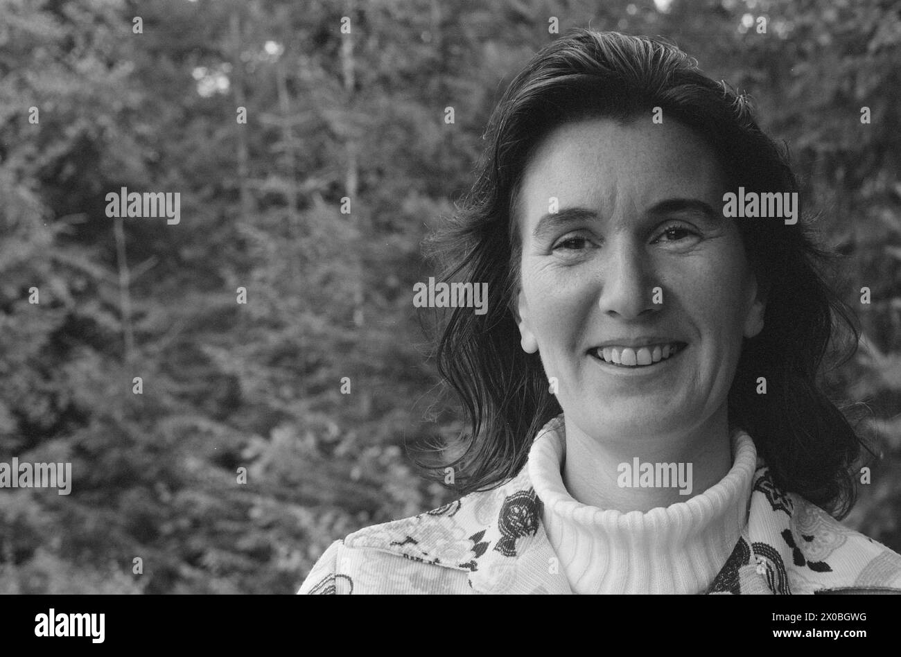 Fru fru Black and White Stock Photos \u0026 Images - Page 3 - Alamy, image size:1300x948