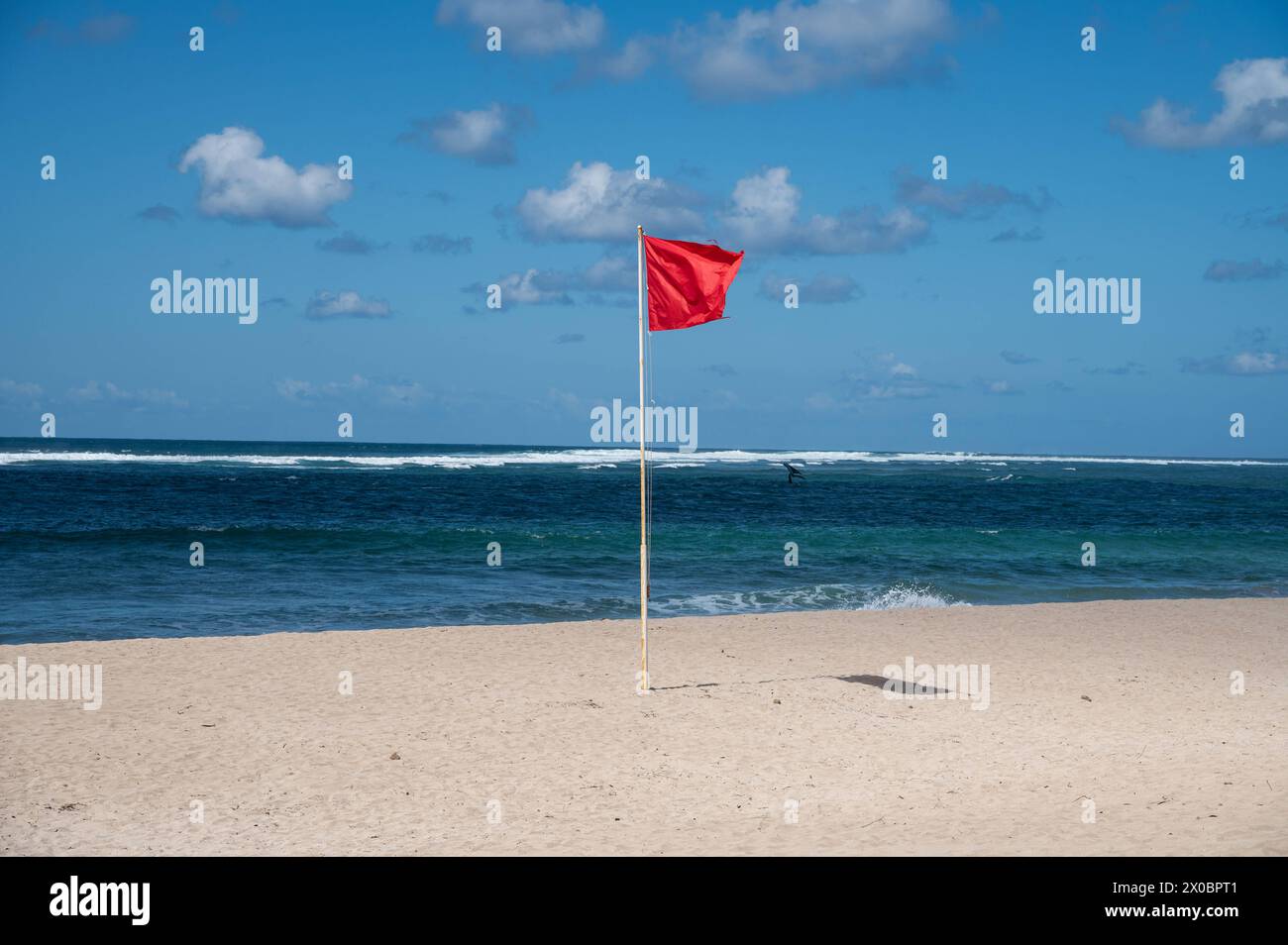 Rote Warnflaggen 30x30cm - 2 Stück Mit Gummiseil & Kupferschnallen | Für überlange Ladungen