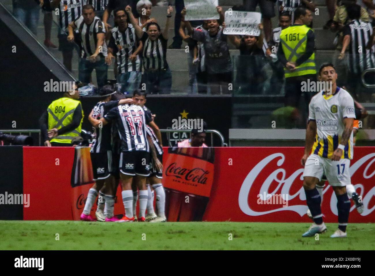 Paulinho'S Goal: A True Work Of Art! - qr2t9gp
