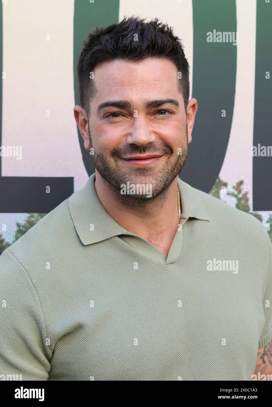 LOS ANGELES, CA APRIL 10 Jesse Metcalfe at "The Long Game" Nosotros