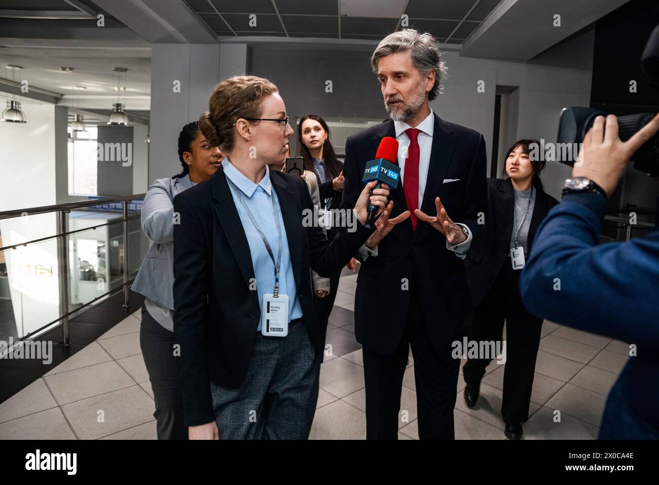 Representative presentation hi-res stock photography and images - Alamy