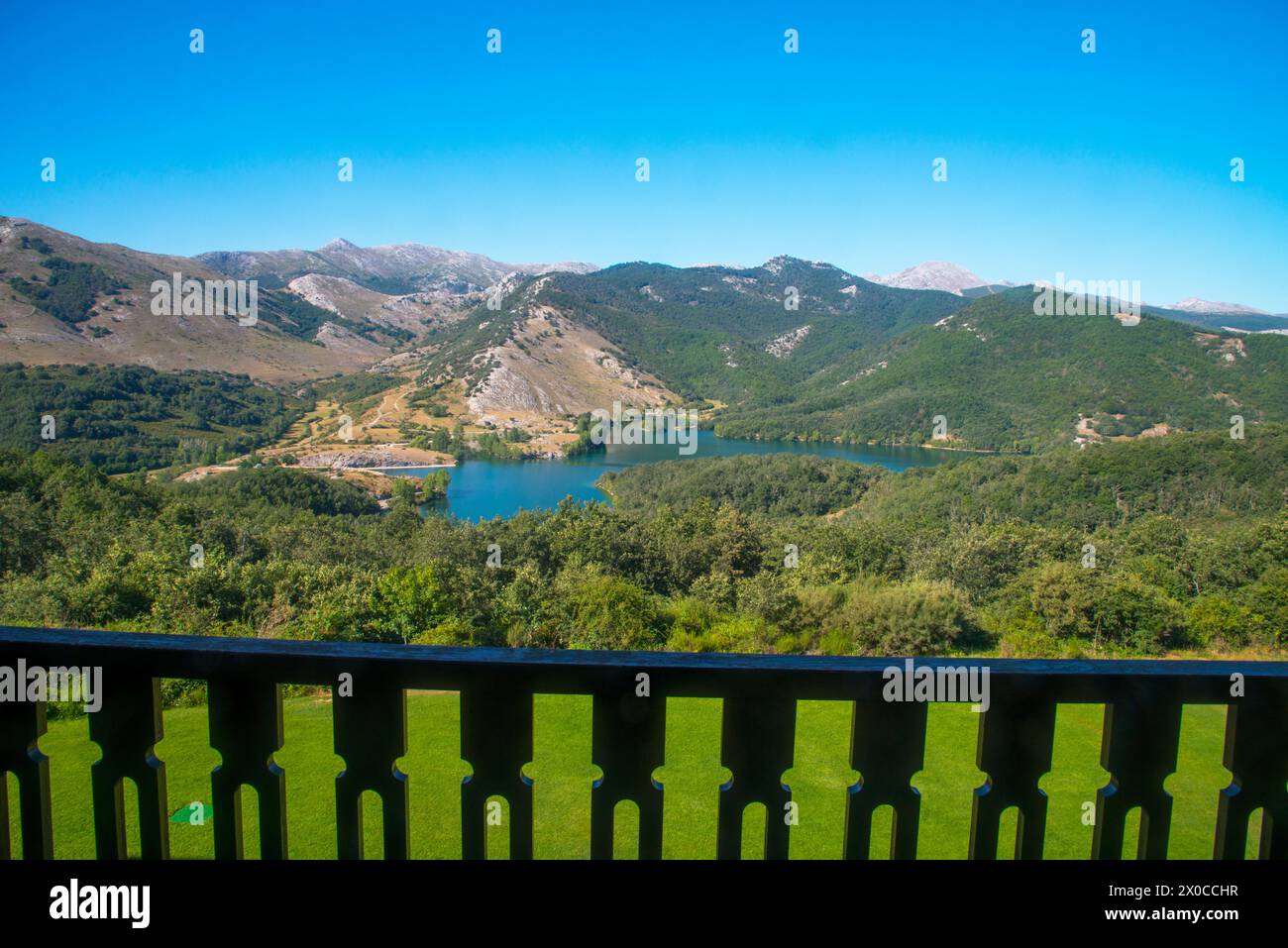 Ruesga reservoir, view from Fuentes Carrionas parador. Cervera de Pisuerga, Palencia province, Castilla Leon, Spain. Stock Photo