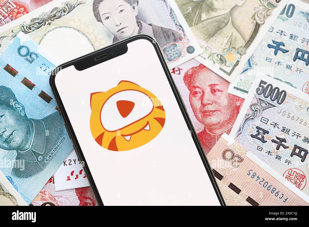 Japanese tv 2024 hi-res stock photography and images - Alamy