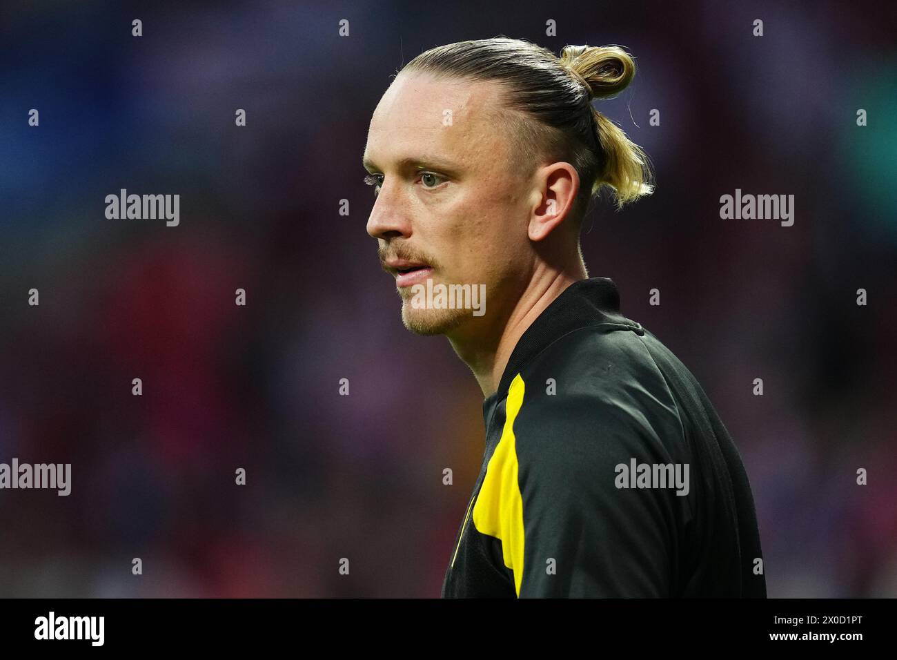 Madrid, Spain. 10th Apr, 2024. Marius Wolf of Borussia Dortmund during the UEFA Champions League match, Quarter-finals, first leg, between Atletico de Madrid and Borussia Dortmund played at Civitas Metropolitano Stadium on April 10, 2024 in Madrid Spain. (Photo by Bagu Blanco/PRESSINPHOTO) Credit: PRESSINPHOTO SPORTS AGENCY/Alamy Live News Stock Photo