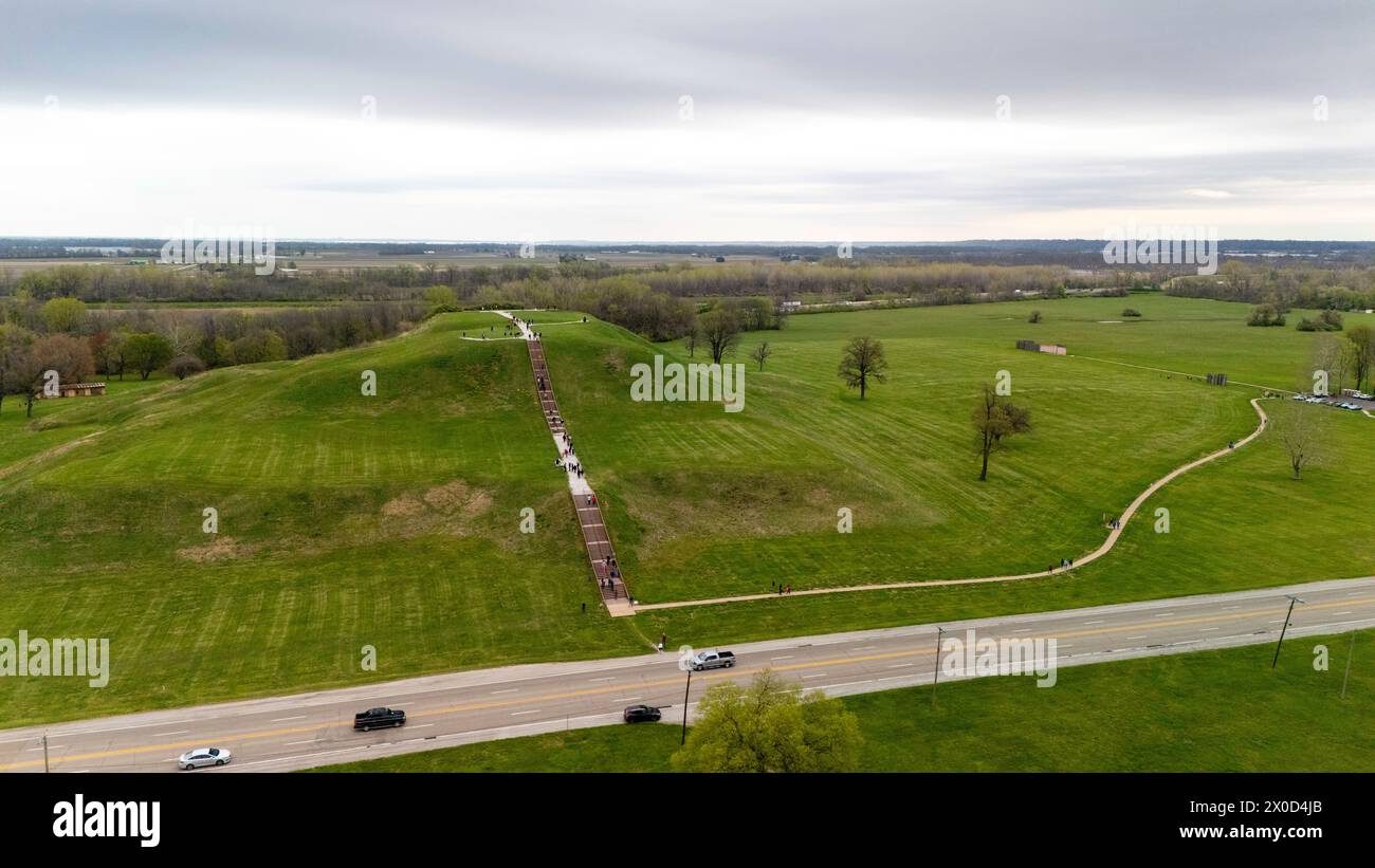 Aerial photograph of Monks Mound at Cahokia Mounds State Historical Area, Collinsville, IL on an overcast spring day. Cahokia Mounds is a National His Stock Photo