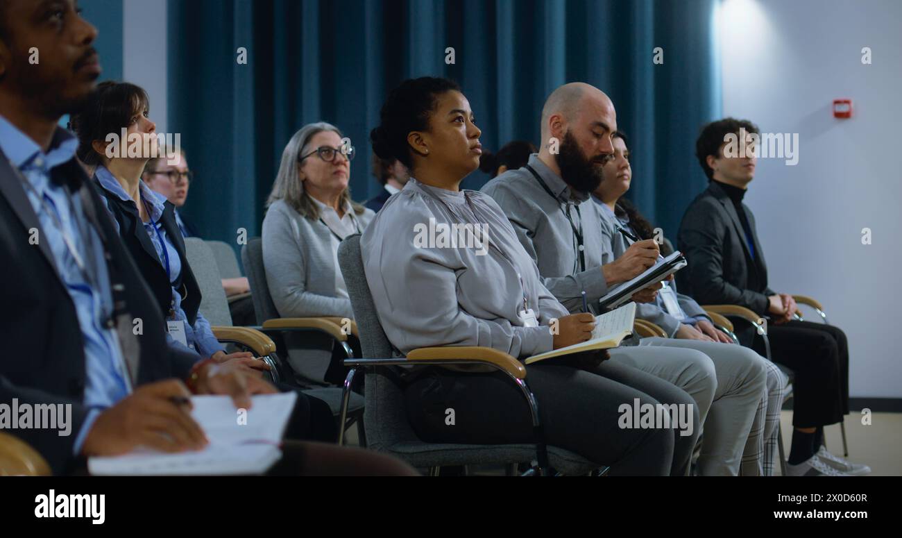 Journaliss Journalists in the stands hi-res stock photography and images - Alamy