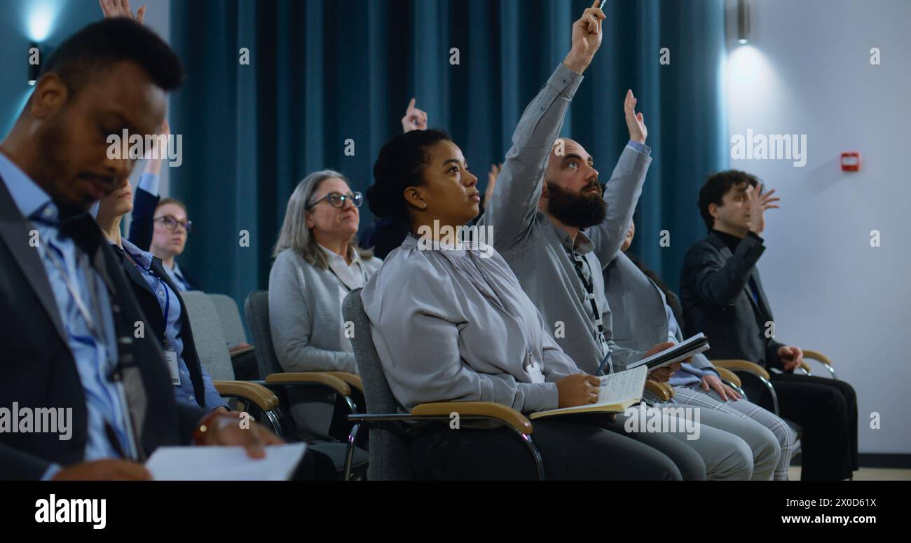 Journaliss Journalists in the stands hi-res stock photography and images - Alamy