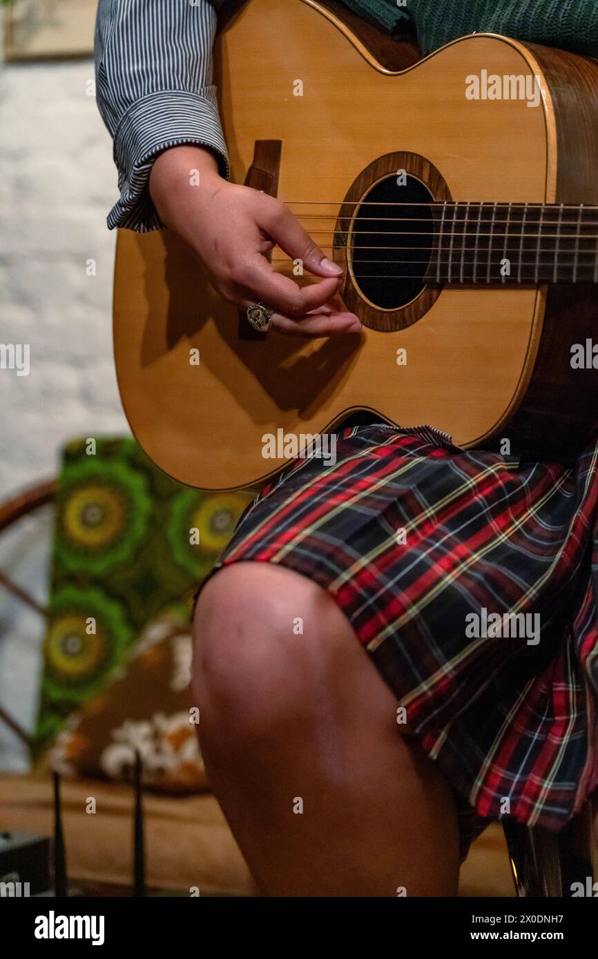 Ruti Olajugbagbe singing at a Private Acoustic Session at The bobby Fitzpatrick Bar in North West London Stock Photo