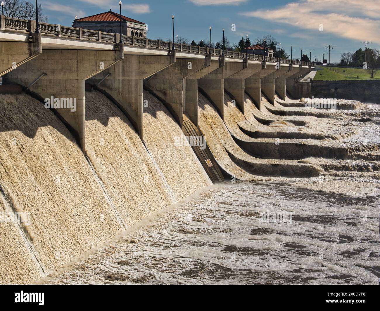 O Shaughnessy Dam, Bridge and Hydro electric plant after flooding Dublin Ohio USA 2024 Stock