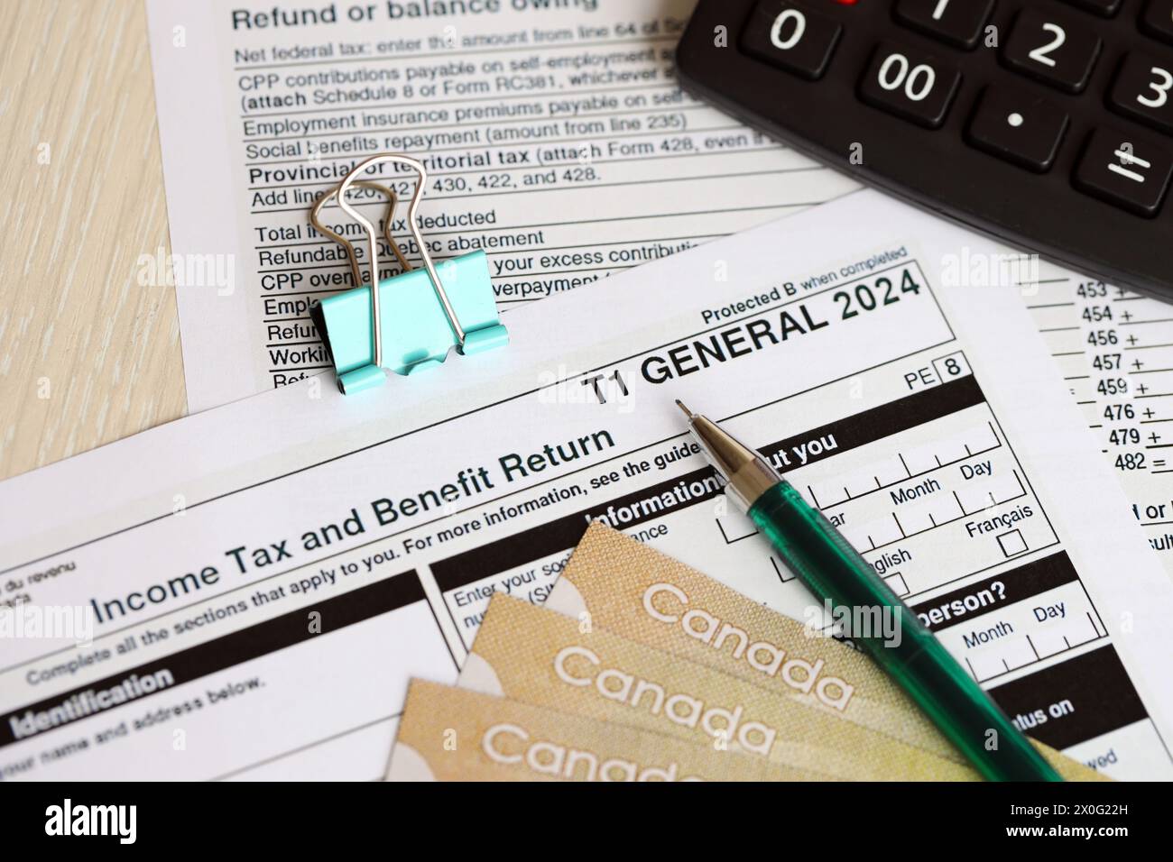 T1 general form canada hi-res stock photography and images - Alamy